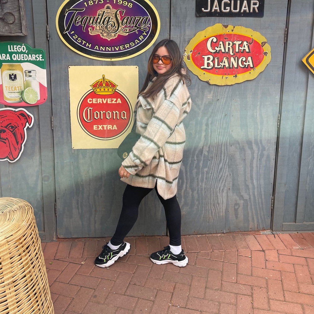 Meet your Posher, Marissa